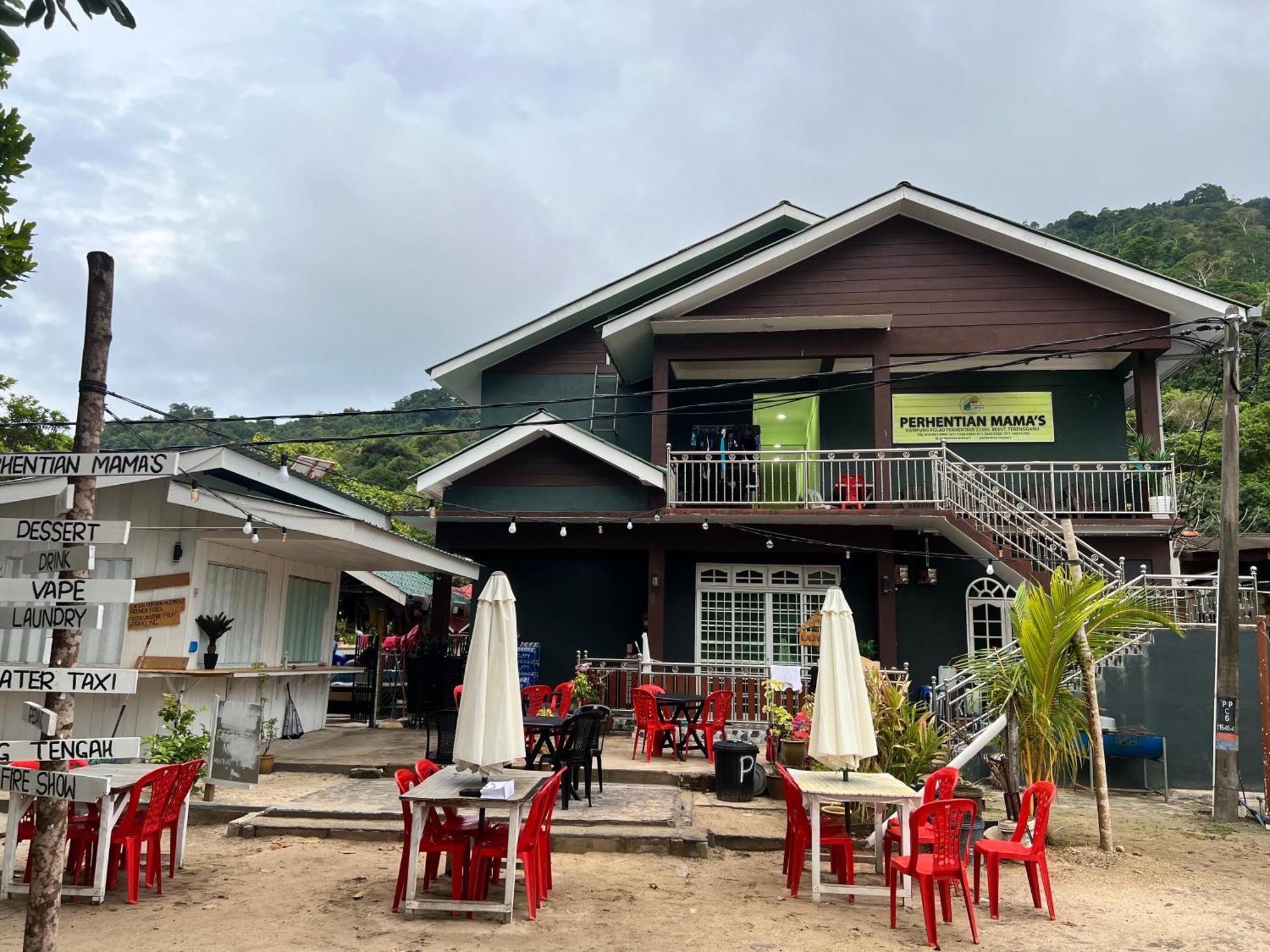 Hotel Perhentian Mama'S à Kampong Pasir Hantu Extérieur photo